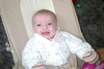 Bé gái 16 tuần bị giết vì người bố hết cần sa