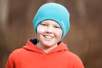 Sự sống sót kì diệu của cậu bé mắc 2 loại ung thư