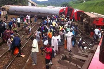 Hiện trường tàu hỏa trật bánh ở Cameroon, gần 700 thương vong