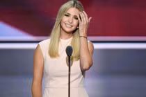 Nhan sắc “vạn người mê” của ái nữ ông Donald Trump 