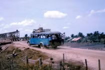 Độc đáo giao thông ở Việt Nam hồi những năm 1960 