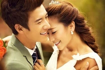 Cô gái trẻ đau đớn bị sếp lừa vào tròng chỉ với bài tán gái cũ rích