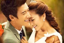 Cô gái trẻ đau đớn bị sếp lừa vào tròng chỉ với bài tán gái cũ rích