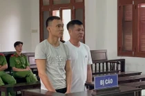 Chống người thi hành công vụ, 2 lâm tặc lĩnh án tù