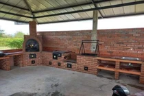 Nhà bếp bằng gạch 'độc lạ' mang phong cách châu Âu