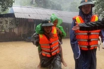 Đi cứu hộ, nam thanh niên ở Quảng Bình bị nước lũ cuốn trôi