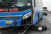 Va chạm với xe khách, 2 người tử vong thương tâm ở Hà Tĩnh