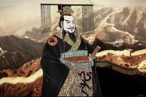 Nằm dưới đất hàng nghìn năm, vũ khí Tần Thủy Hoàng vẫn bóng loáng