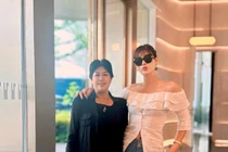 Mẹ ruột Thanh Hương sở hữu sắc vóc thu hút không kém con gái