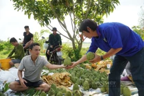 Loài quả “khổng lồ” có giá 90.000 đồng/kg