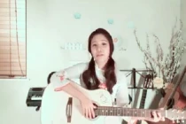 Ngất với gái gốc Việt hát "con bướm xuân" 5 thứ tiếng