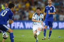 Argentina 2 –1 Bosnia: Messi chơi tuyệt nhưng... thắng chưa thuyết phục