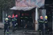 Bà hỏa thiêu rụi xưởng gỗ ở Hà Nội