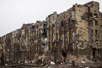 Cảnh chết chóc như sau Thế chiến 2 ở miền đông Ukraine 