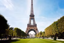 Du khách Trung Quốc mắc “hội chứng Paris“