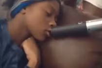 Clip siêu hài hước (P7): Nụ hôn khó quên