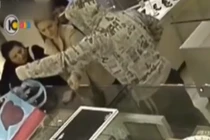 Cầm dao vào cửa hàng định cướp nhưng... bị đuổi đánh