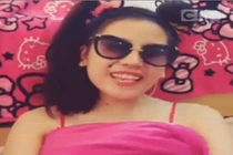 Ngỡ ngàng thiếu nữ tỏ tình với "trai đẹp ngoài hành tinh"