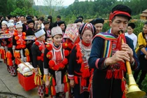 Về Sa Pa trảy hội trên mây