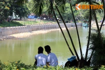 Cảnh trốn nóng của nam thanh nữ tú HN trong... vườn thú