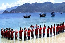 Tuổi trẻ Việt Nam cùng nhau hướng về biển đảo