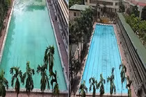 Rùng mình cảnh thả hóa chất làm sạch nước trong bể bơi