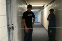 Hai thanh niên troll hàng xóm cực độc