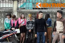 Xem cảnh sát 141 Hà Nội truy quét quái xế chở “gái dịch vụ“