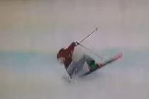 Vận động viên Olympic Sochi ngã gãy hàm