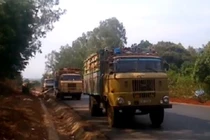 Xe quá tải "chơi trốn tìm" với trạm cân lưu động