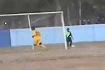 Hài hước những pha phản lưới nhà của các cầu thủ Indonesia