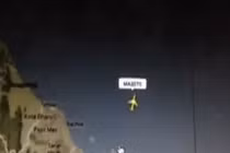 Hình ảnh máy bay Malaysia rơi bí ẩn ở vùng biển VN-Malaysia