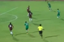 Khi trọng tài nổi đóa