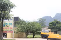 Chộp xe biển xanh vào nhà nghỉ