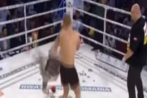 Cú đá “thần sầu” hạ gục đối thủ của võ sĩ Rumani