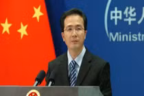 Trung Quốc đuối lý khi bị phóng viên quốc tế chất vấn