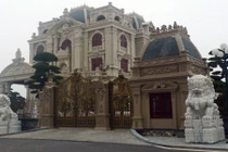 Biệt thự bề thế của “ông trùm” dệt may ở Nam Định