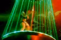 Vũ nữ múa cột trong quán bar ở Đà Nẵng