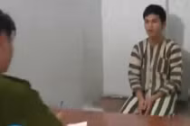 Khởi tố đối tượng chống người thi hành công vụ