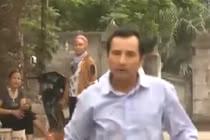 Trưởng thôn, thanh niên đuổi đánh phóng viên