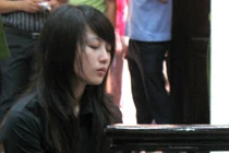 “Hoa khôi' sát hại người yêu trong nhà nghỉ