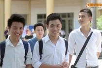 Nhiều thí sinh khối A cười tươi sau khi thi môn Ngữ văn