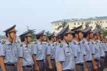 Trang bị súng tiểu liên, đại liên cho kiểm ngư Việt Nam