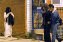 Chạy mất dép vì gặp “ma nữ“