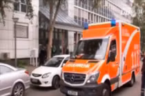 Thêm một trường hợp nghi nhiễm Ebola 