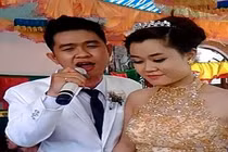 Chú rể hát ráp chất lừ trong ngày cưới
