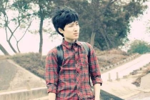 “Bắt sóng” anh chàng hát “Bóng mưa” gây sốt dân mạng