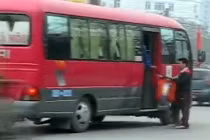 Tóm sống xe dù phớt CSGT... hoành hành giữa Thủ đô