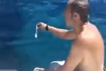 Màn câu cá... bằng tay cực độc