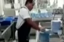 “Máy rửa đĩa” nhanh nhất thế giới